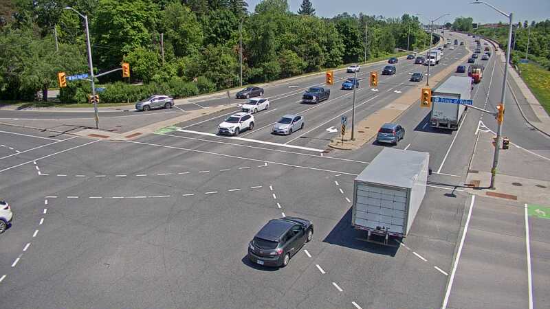 Traffic camera image at 2025-06-30 17:00:20