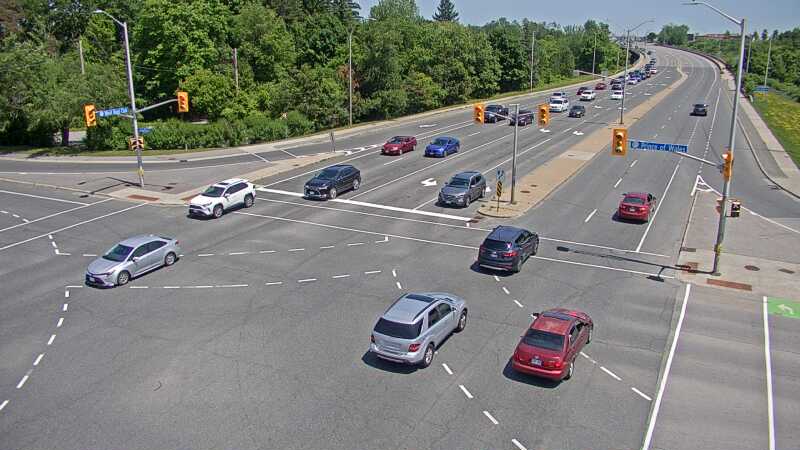 Traffic camera image at 2025-06-30 17:30:25