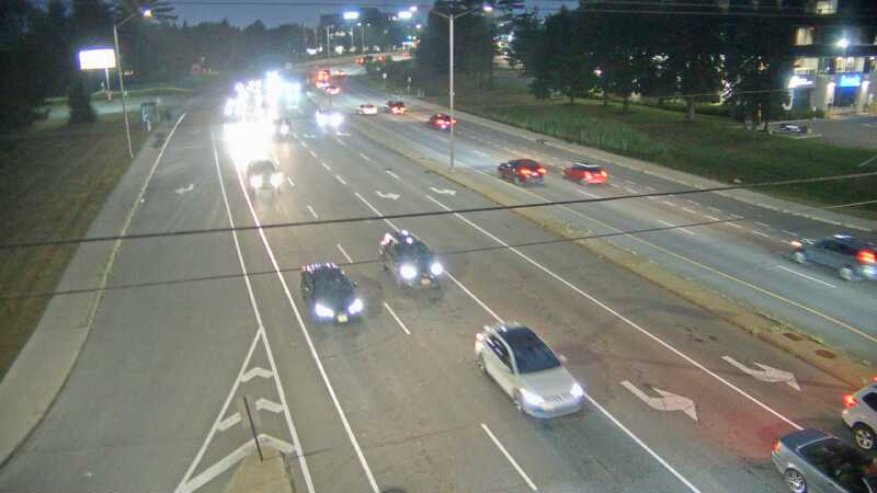 Traffic camera image at 2025-07-31 01:10:17