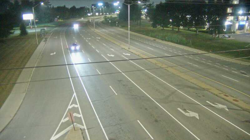 Traffic camera image at 2025-07-31 02:40:13