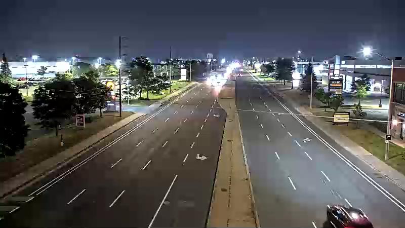 Traffic camera image at 2025-08-04 01:20:12