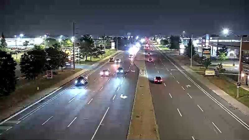 Traffic camera image at 2025-08-04 01:30:15