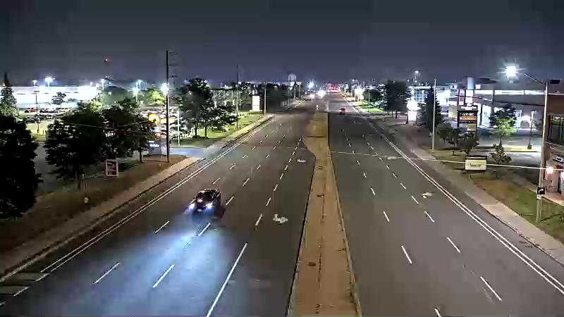 Traffic camera image at 2025-08-04 02:10:14