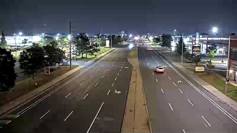 Traffic camera image at 2025-08-04 02:25:16