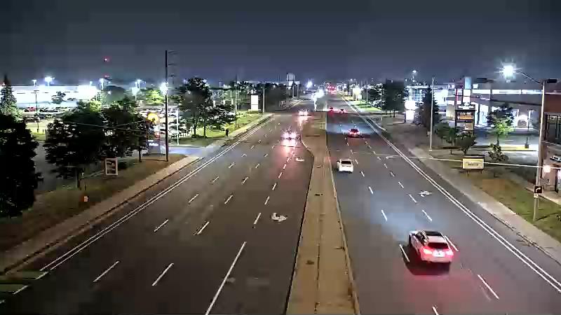 Traffic camera image at 2025-08-04 02:45:26