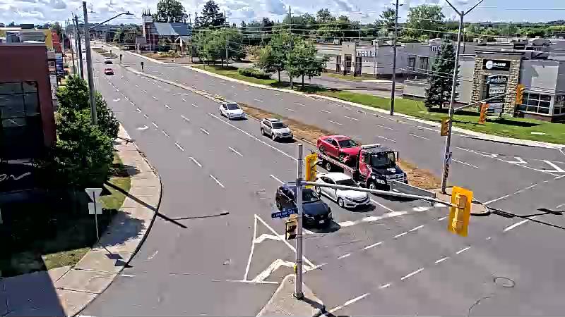 Traffic camera image at 2025-08-24 15:20:15