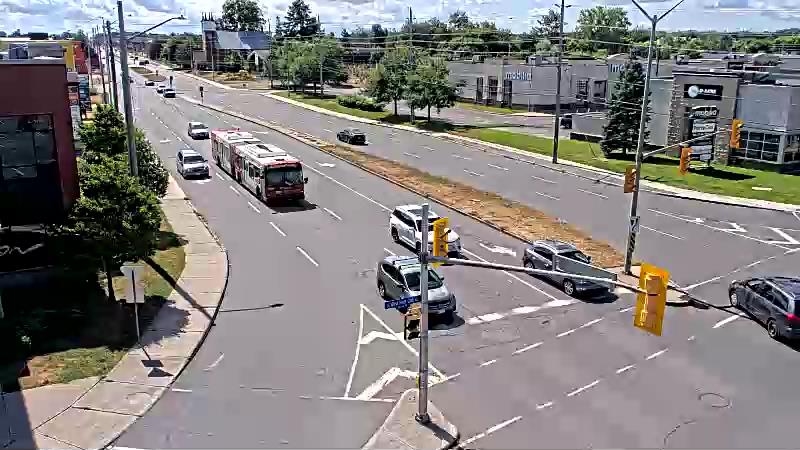 Traffic camera image at 2025-08-24 15:45:21