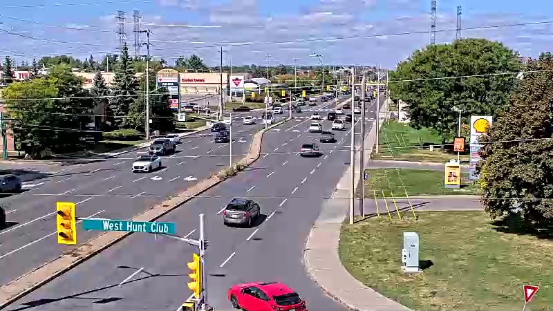 Traffic camera image at 2025-09-14 17:25:14