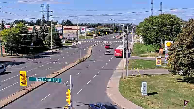 Traffic camera image at 2025-09-14 18:45:19