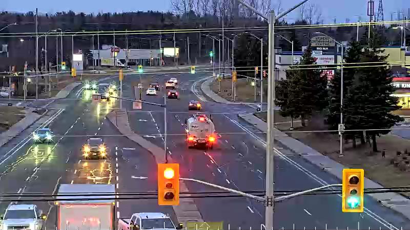 Traffic camera image at 2025-03-25 10:45:14