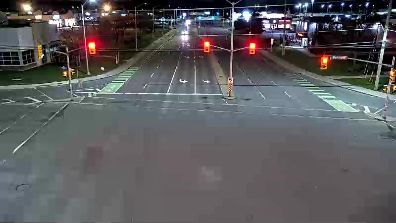 Traffic camera image at 2025-05-09 06:30:10