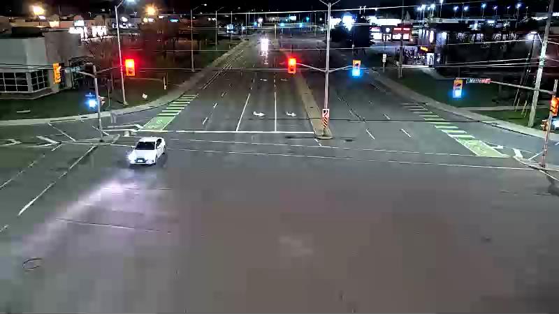 Traffic camera image at 2025-05-09 07:00:14