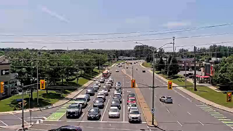 Traffic camera image at 2025-06-30 18:05:15