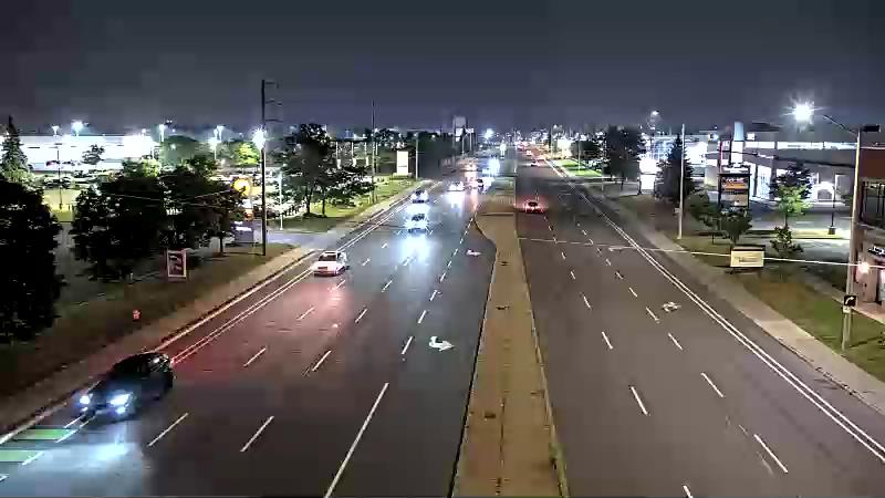 Traffic camera image at 2025-07-31 01:30:15