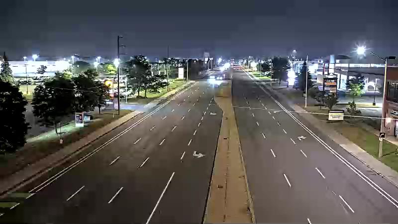 Traffic camera image at 2025-07-31 02:15:15