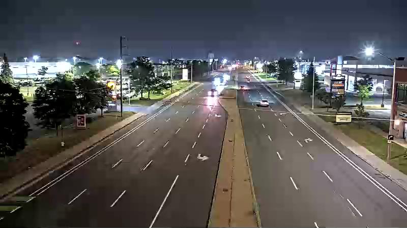 Traffic camera image at 2025-07-31 02:45:17