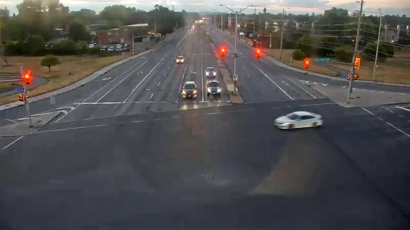 Traffic camera image at 2025-08-25 00:00:15