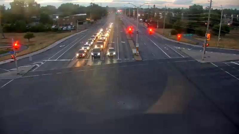 Traffic camera image at 2025-08-25 00:05:17