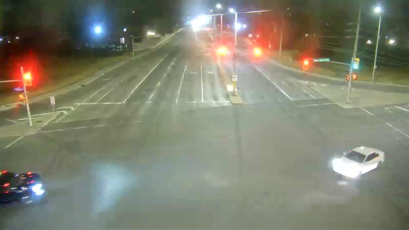 Traffic camera image at 2025-08-25 03:00:16
