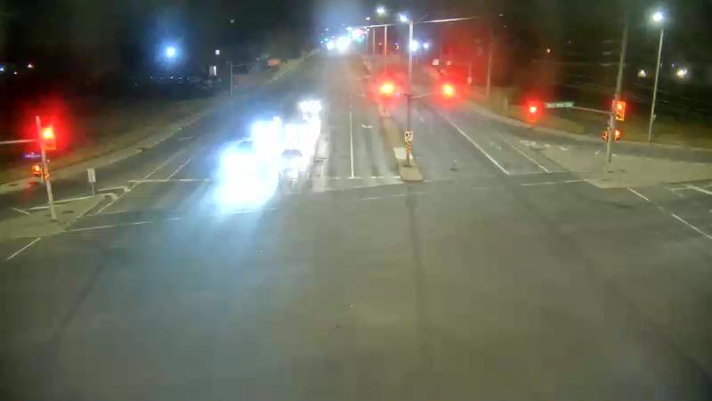 Traffic camera image at 2025-08-25 03:30:32