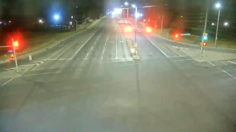 Traffic camera image at 2025-08-25 04:05:15