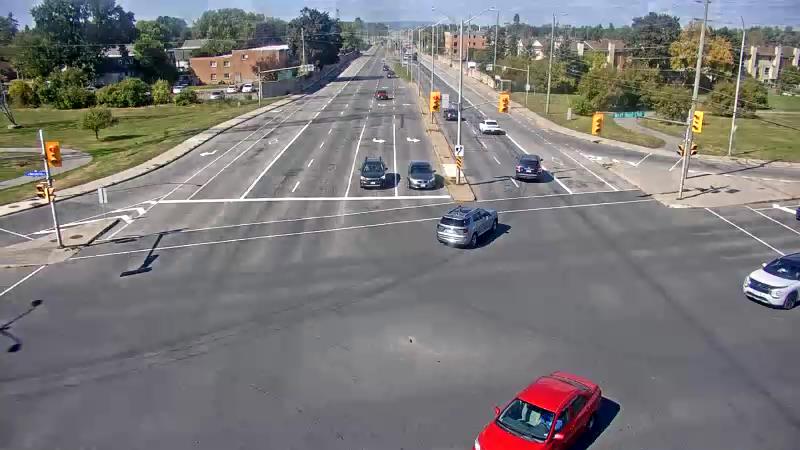 Traffic camera image at 2025-09-14 18:35:15