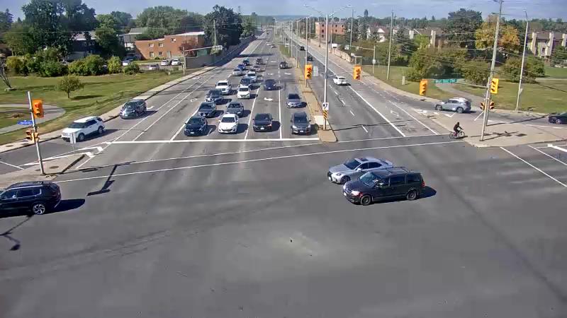 Traffic camera image at 2025-09-14 18:40:17