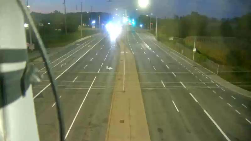 Traffic camera image at 2025-09-15 10:05:16