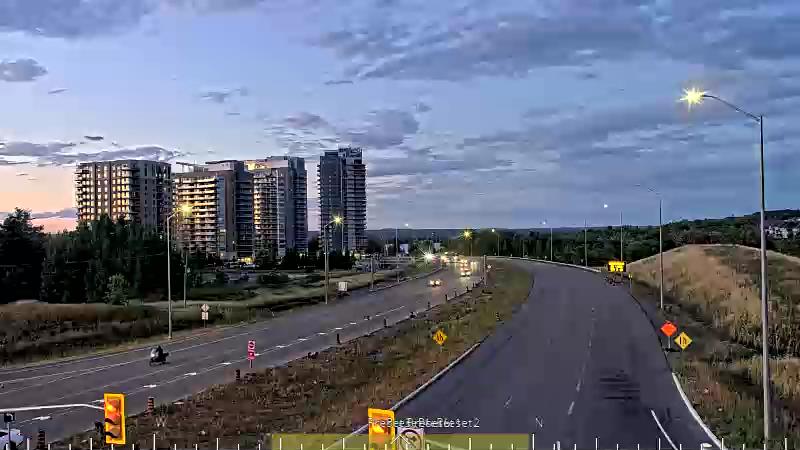 Traffic camera image at 2025-08-25 00:10:15