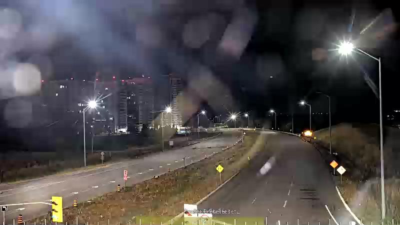 Traffic camera image at 2025-08-25 03:45:17
