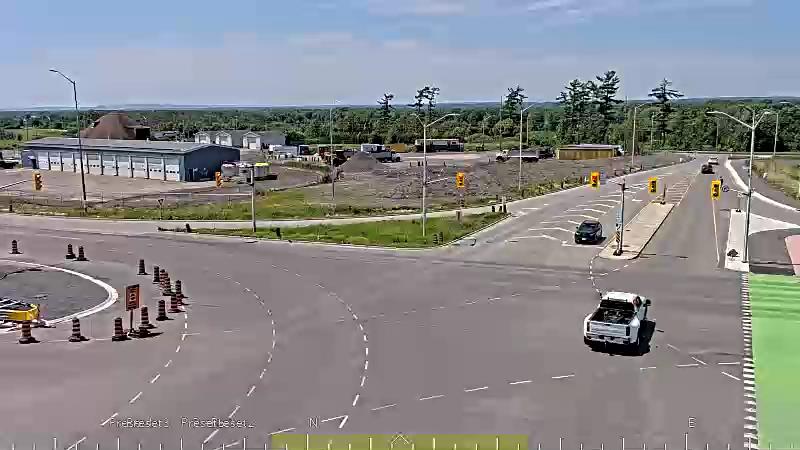 Traffic camera image at 2025-06-30 17:55:15