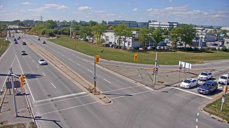 Traffic camera image at 2025-09-14 17:20:15
