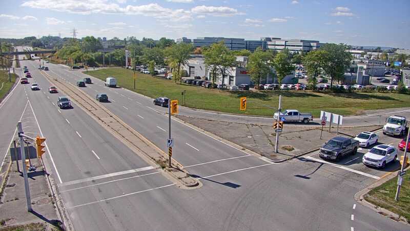 Traffic camera image at 2025-09-14 18:40:17