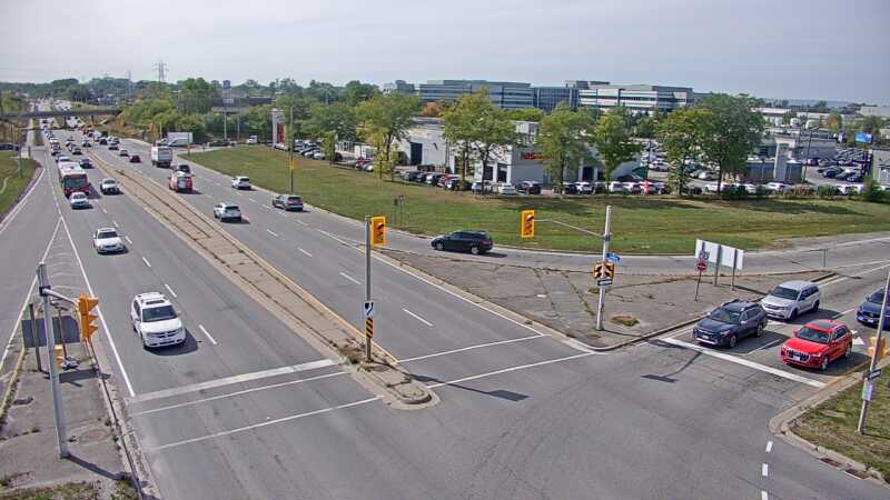 Traffic camera image at 2025-09-17 18:25:16