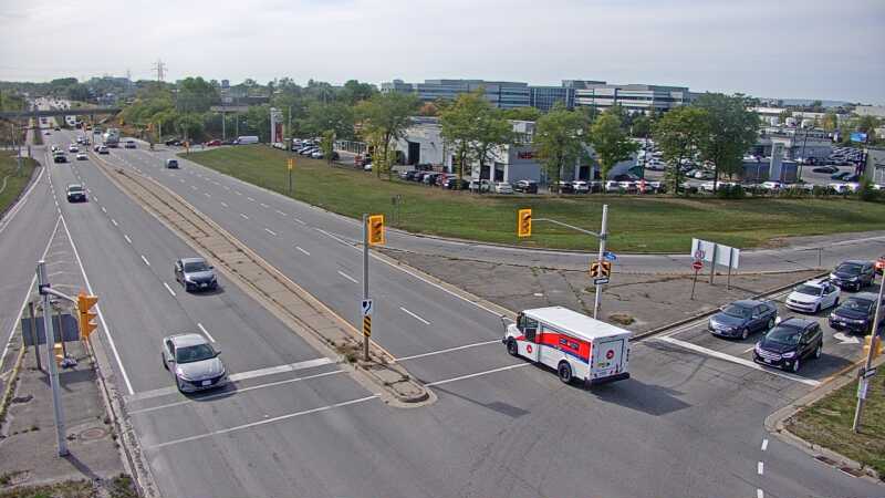 Traffic camera image at 2025-09-17 19:00:15