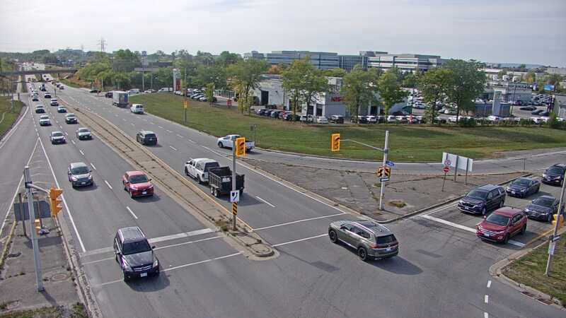 Traffic camera image at 2025-09-17 19:15:19