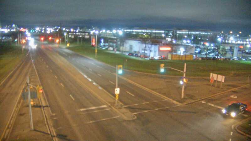 Traffic camera image at 2025-05-08 03:10:12