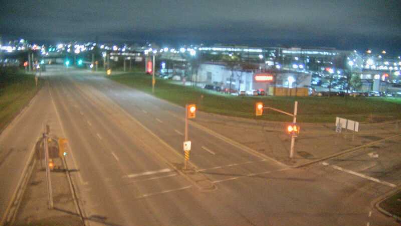 Traffic camera image at 2025-05-08 04:25:13