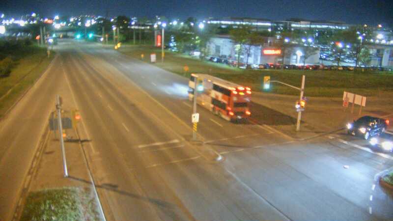 Traffic camera image at 2025-05-29 02:30:20