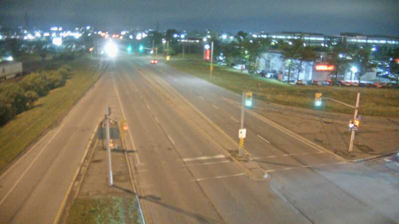 Traffic camera image at 2025-06-28 04:10:17