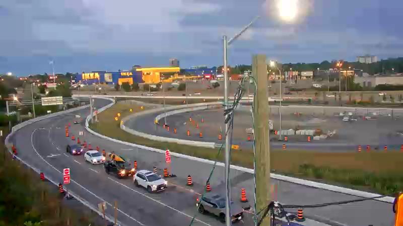 Traffic camera image at 2025-08-25 00:05:18