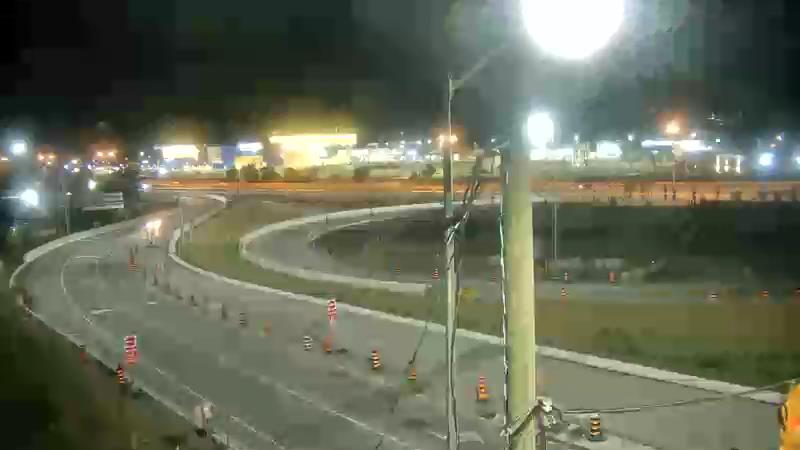 Traffic camera image at 2025-08-25 04:10:16