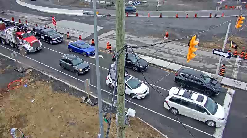 Traffic camera image at 2025-03-25 12:05:13