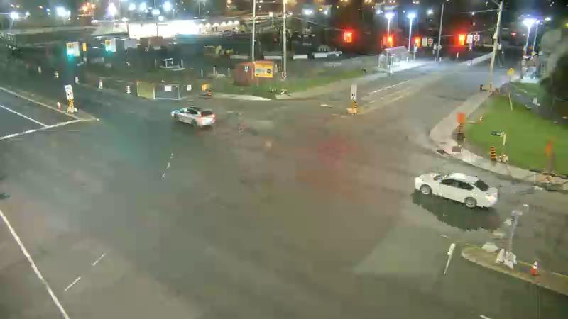 Traffic camera image at 2025-05-08 03:00:13