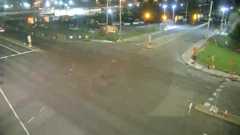 Traffic camera image at 2025-05-08 03:05:24