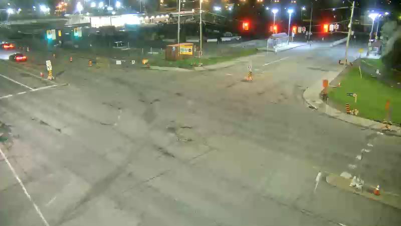 Traffic camera image at 2025-05-08 03:36:19
