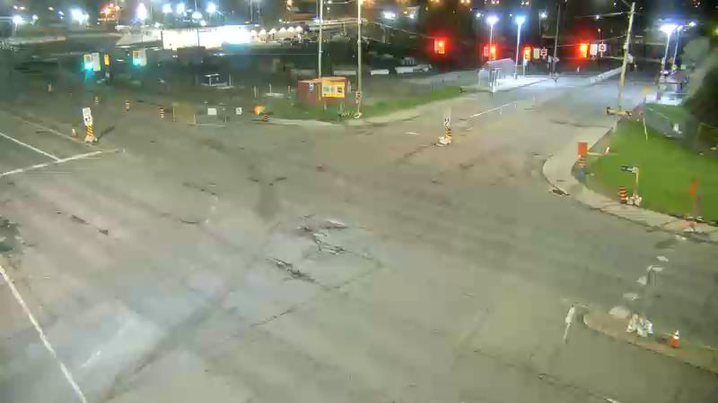 Traffic camera image at 2025-05-08 03:40:13