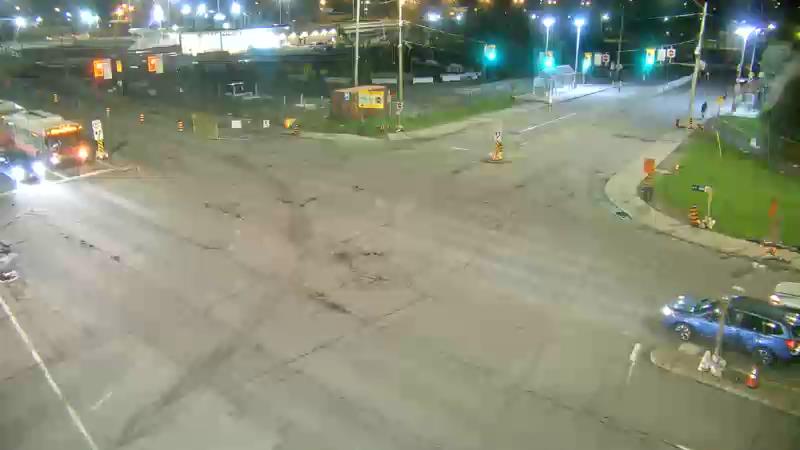 Traffic camera image at 2025-05-08 03:50:11