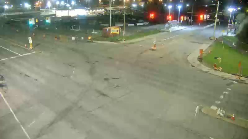 Traffic camera image at 2025-05-08 04:20:13