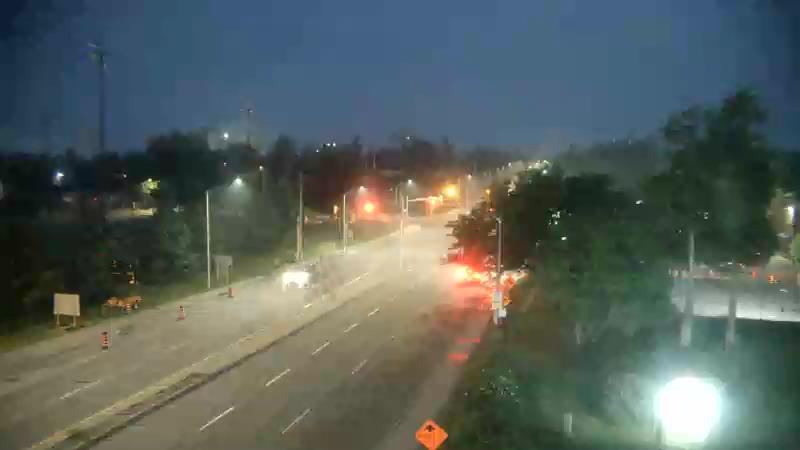 Traffic camera image at 2025-06-06 08:30:25